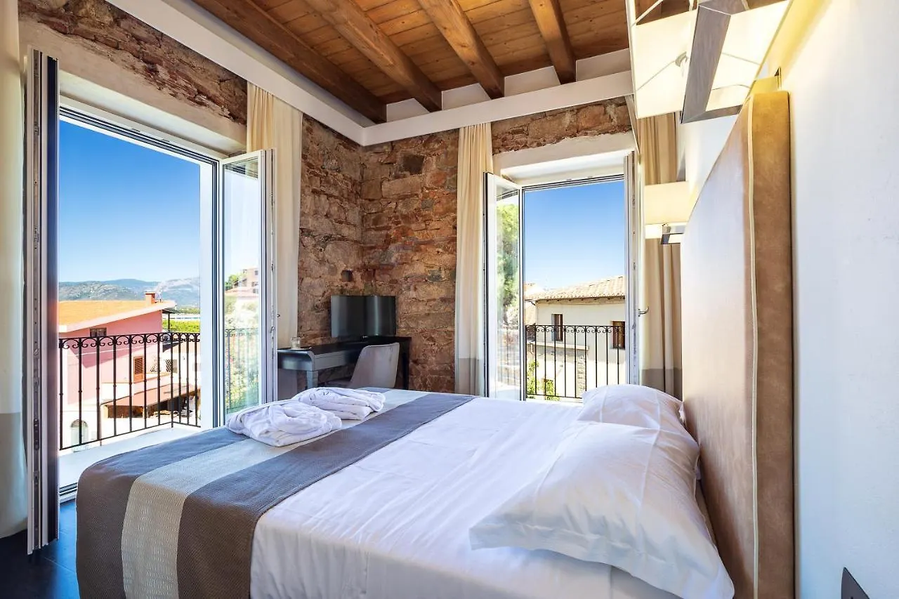 Raphael Hotel Arbatax 3*,